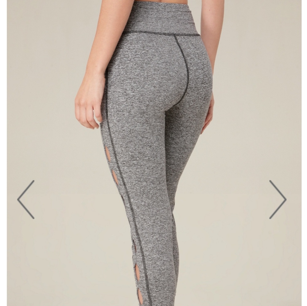 Bebe side slit crop leggings